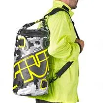 Bolsa Cilíndrica Givi Impermeável Camuflada (30 Litros) - EA114CM