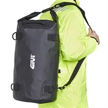 Mala Traseira Givi Easy Range Impermeável Preta (30 Litros) - EA114BK